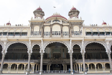 Obraz premium Facade of Maharaja's Palace in Mysore, Karnataka - South India
