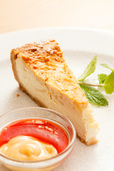 cheesecake with sauce