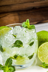 Mojito mit frischer Minze