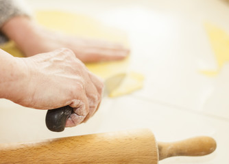 Preparing homemade pasta