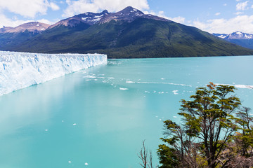 Fototapeta na wymiar Glacier in Argentina