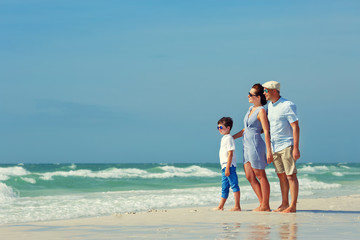 Happy beautiful family on Florida holiday vacation - 80277158