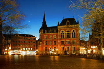 Fototapeta na wymiar Oldenburg Rathaus Innenstadt Marktplatz Lamberti Kirche