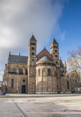 Obraz premium Saint Servatius church at the Vrijthof in Maastricht