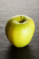 Apfel, Apple