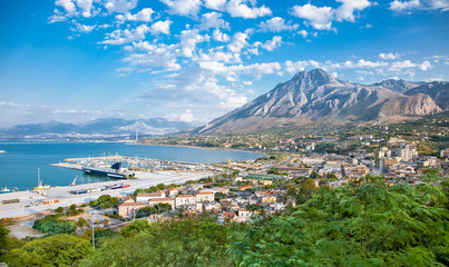 Obraz premium Beautiful panoramic view on harbor of Termini Imerese, Sicily