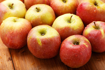 The apples