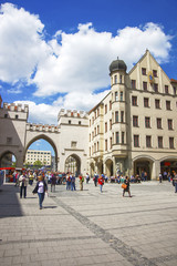Fototapeta na wymiar Karlstor fortress gate in Munich