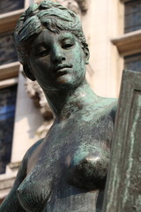 Statue de l'h&ocirc;tel de ville