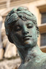 Statue de l'hôtel de ville de Paris