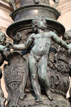 Statue de l'h&ocirc;tel de ville de Paris