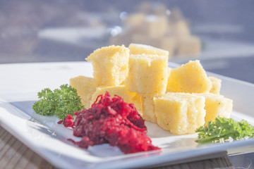 Polenta cube