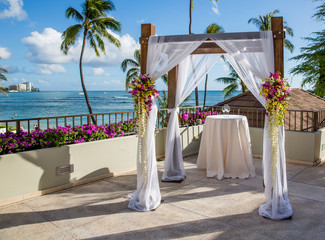 Beautiful setting for wedding ceremony in Hawaii