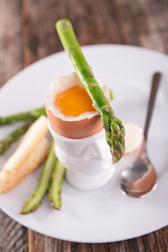 soft boiled egg and asparagus