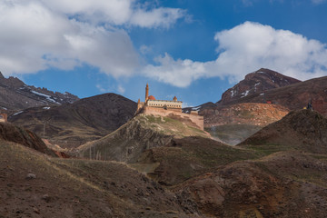 トルコ　ドウバヤズットのイサク・パシャ宮殿