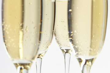 champagne glasses