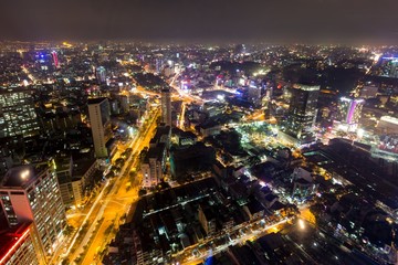 Fototapeta na wymiar Saigon cityscape at night