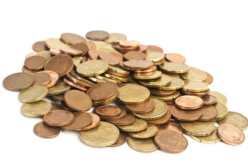 Monedas sobre fondo blanco asilado. Vista superior