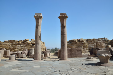 Fototapeta na wymiar Ruins of the ancient Egyptian necropolis Saggara