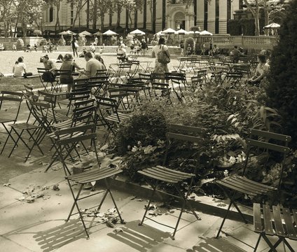 Chairs in a parc