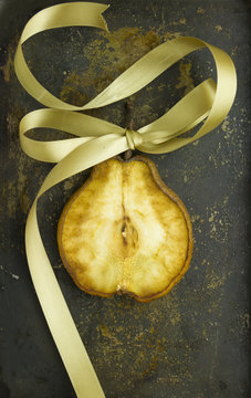 dry pear slice