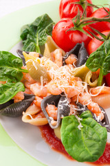 Conchiglie with North Sea shrimps and spinach