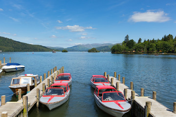 Fototapeta na wymiar Windermere Lake District England uk pleasure boats in summer