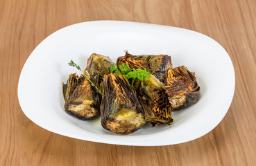 Grilled artishokes