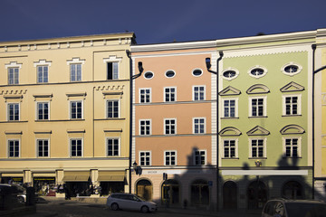 Fototapeta na wymiar Passau Geschaeftshaus