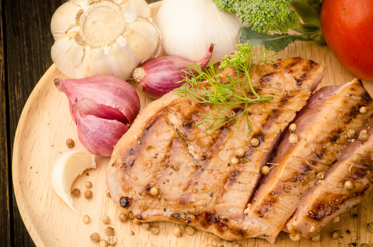 Grilled pork (pork steak)