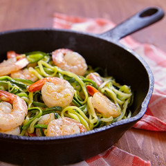 Zucchini spaghetti with shrimp