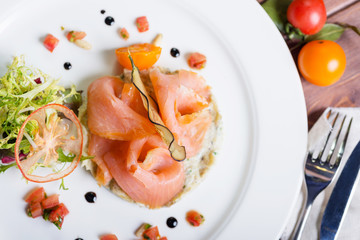 fresh smoked sliced salmon with tartar sauce 