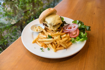 cheeseburger with french fries