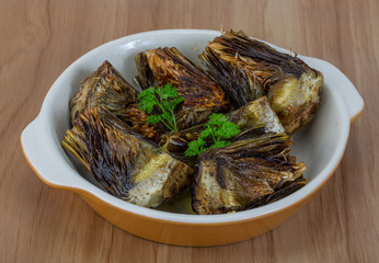Grilled artishokes