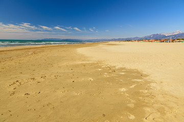 versilia beach