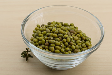 Dry green beans