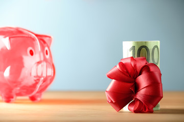 100 euro und sparschwein