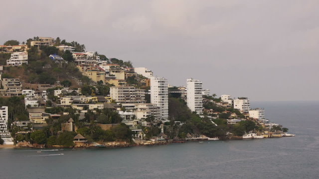 Acapulco Bay Condos Peninsula
