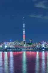 Fotobehang Tokyo city view with Tokyo sky tree and sumida river at twilight © torsakarin