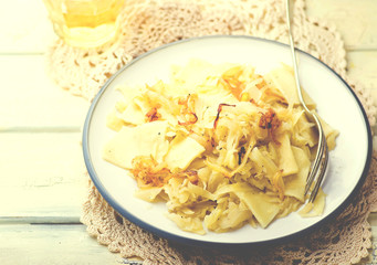Noodles with stewed cabbage.