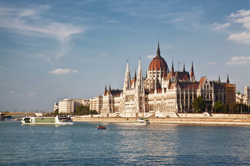 Fototapeta na wymiar Hungarian Parliament building on Danube river Budapest