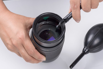 cleaning lens