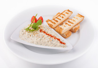 crackers with sauce