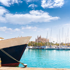 Palma de Mallorca port marina Majorca Cathedral © lunamarina