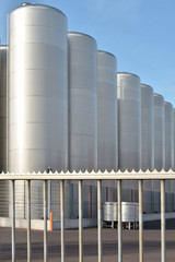 tankbehälter in einer Getränkefabrik