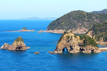 天草西海岸　妙見浦の象さん岩が見える風景