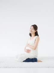 若い妊婦
