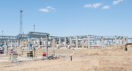 Fototapeta na wymiar Construction of oil pumping station