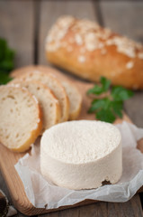 Fototapeta na wymiar Goat Cheese with Bread
