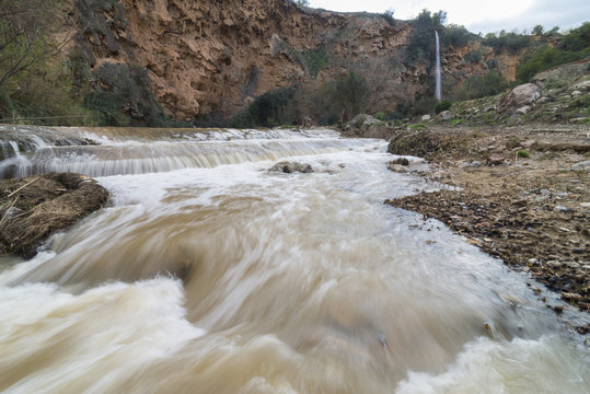El salto de la novia (Navajas, Castell&oacute;n - Espa&ntilde;a).